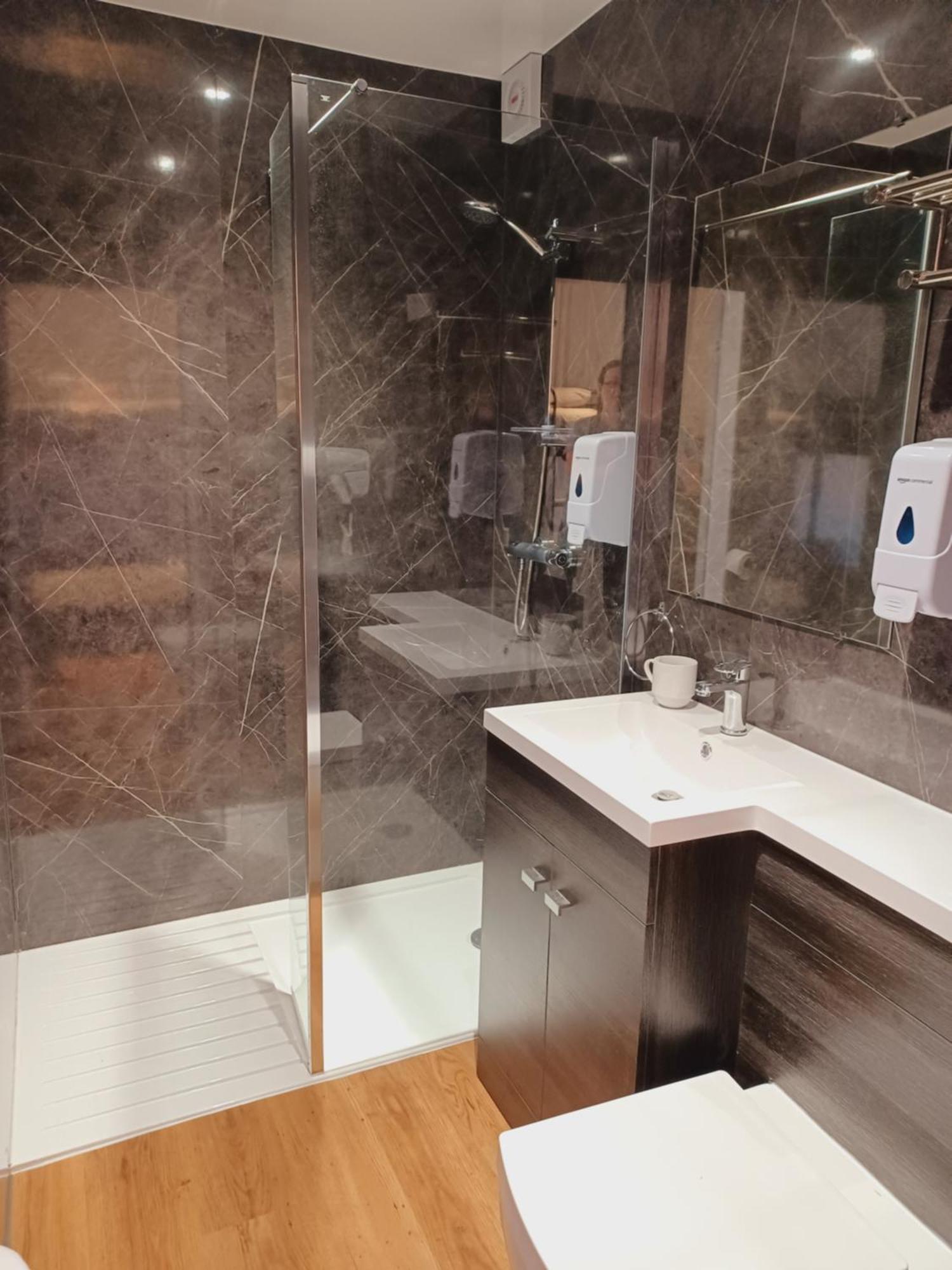 Voyage Hostel - Rooms With Shared Kitchen Дъглас Стая снимка
